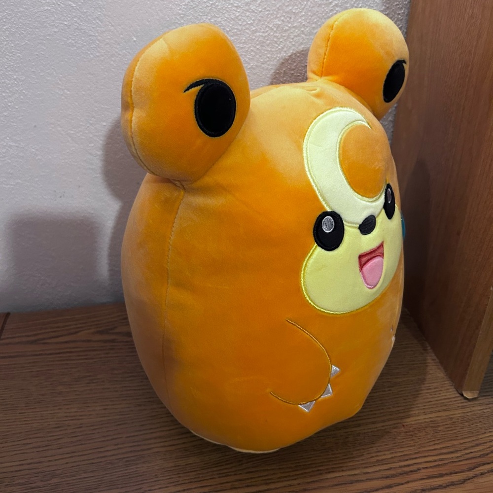 10” Teddiursa Pokémon Squishmallow - Picture 4 of 4